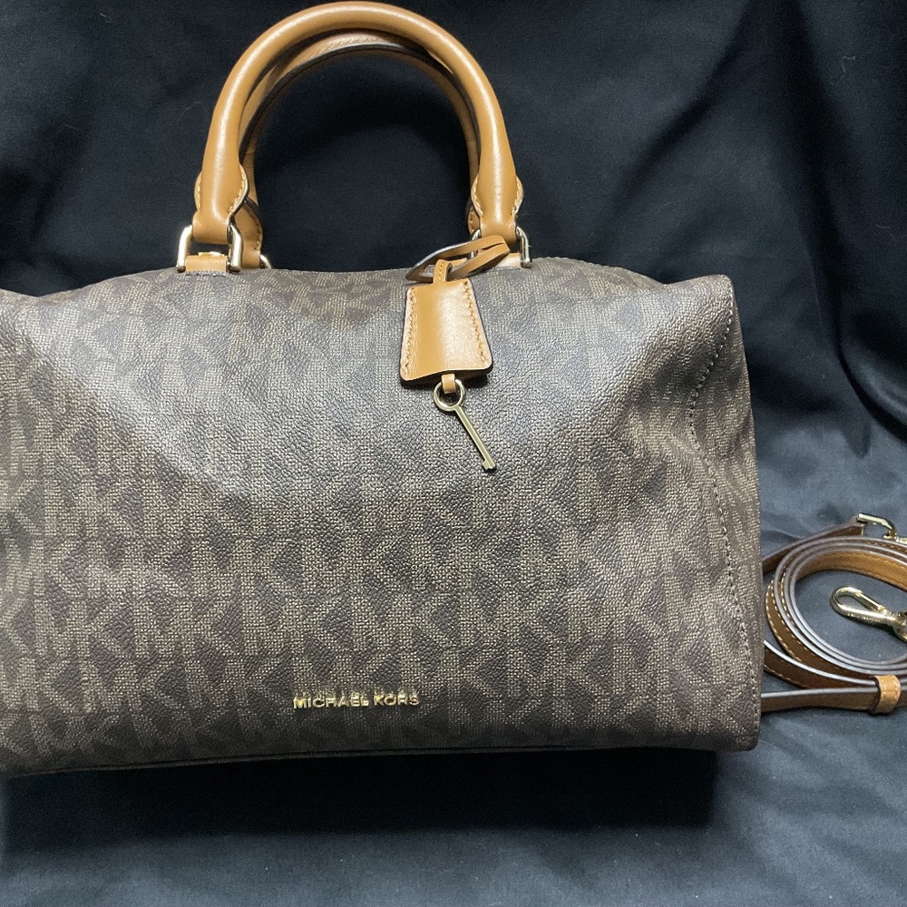 NWOT MICHAEL KORS PURSE
